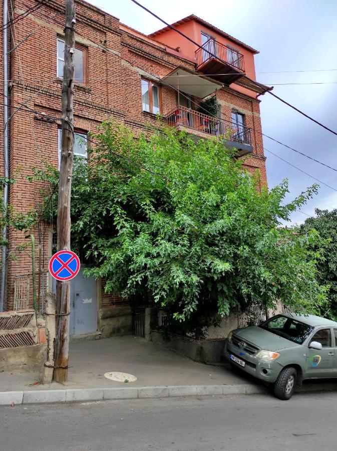 Tranquil Apartment In Vake Tiflis Exterior foto