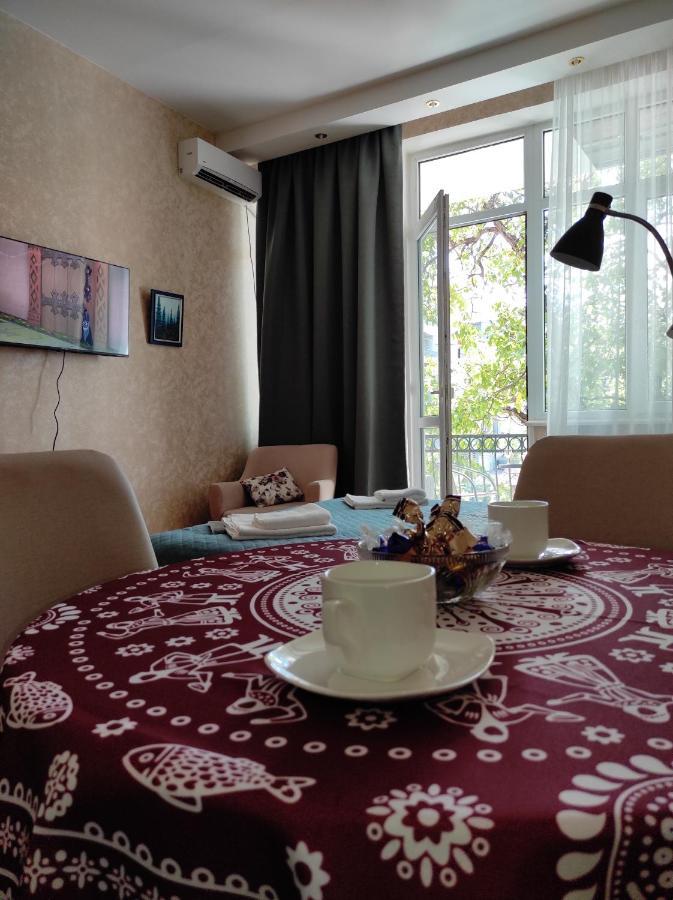 Tranquil Apartment In Vake Tiflis Exterior foto